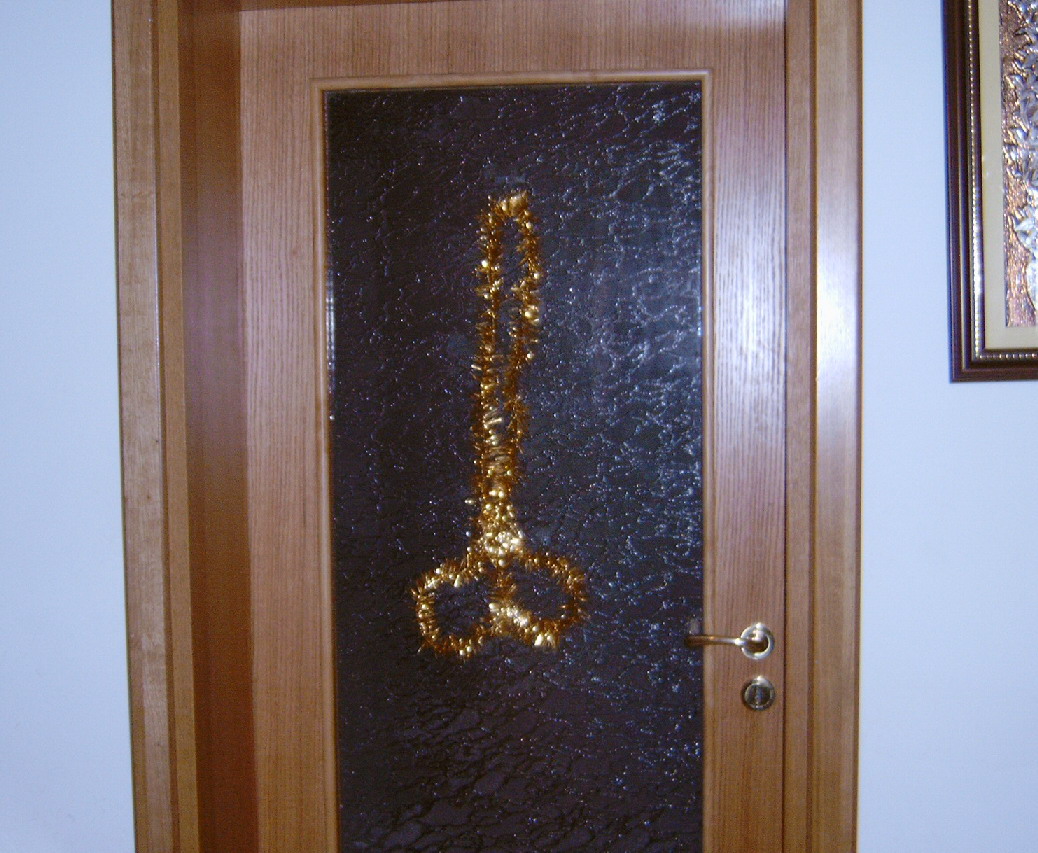 ukrasa.jpg